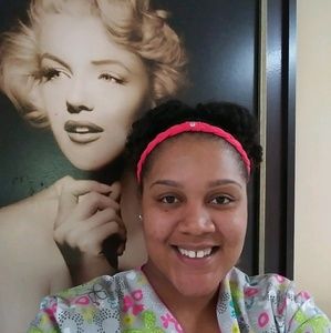 Meet your Posher, Andrea